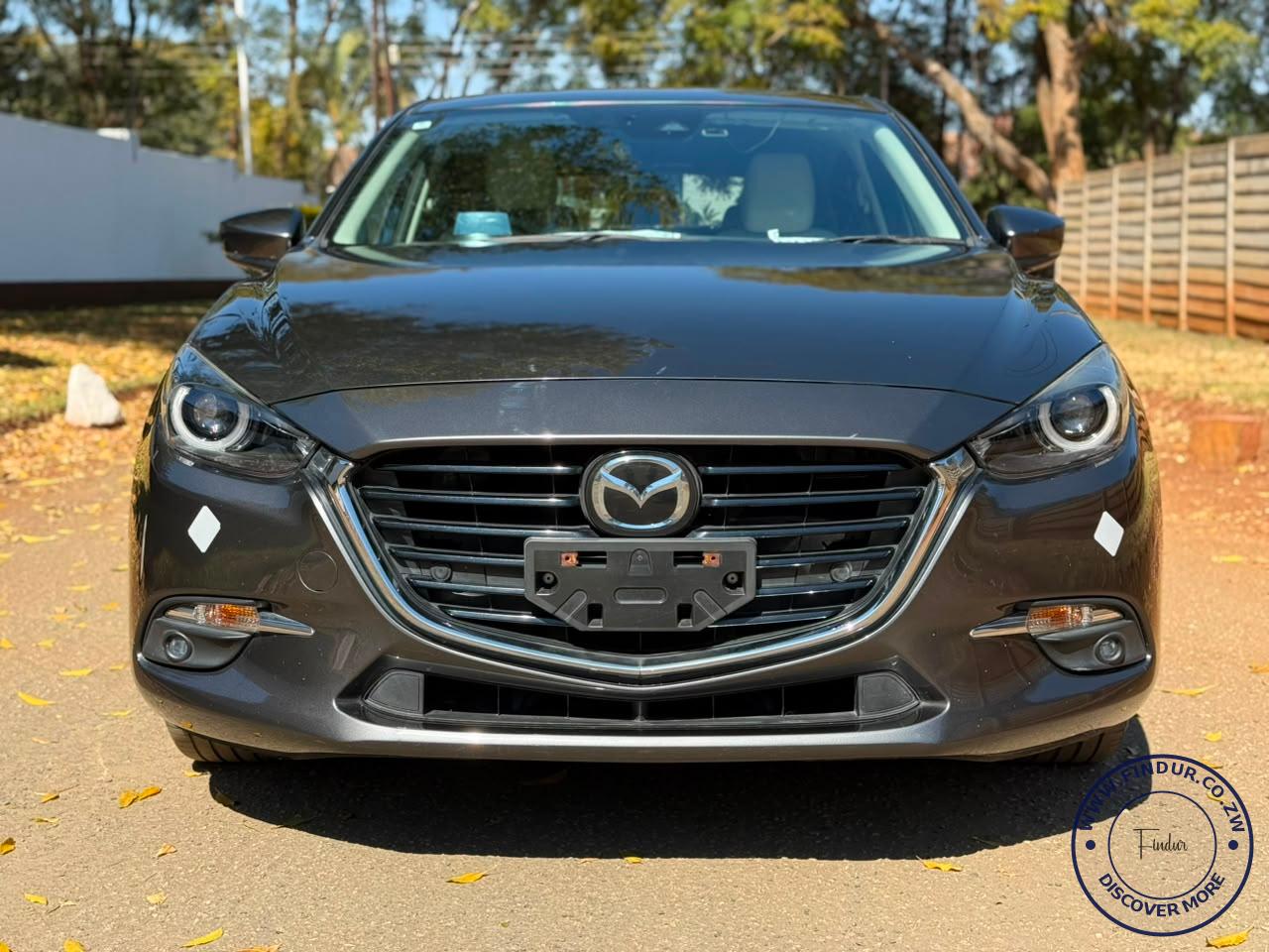 2017 Mazda Axela