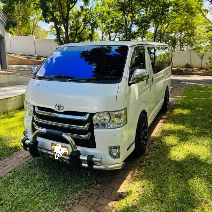 2019 Toyota Hiace H200