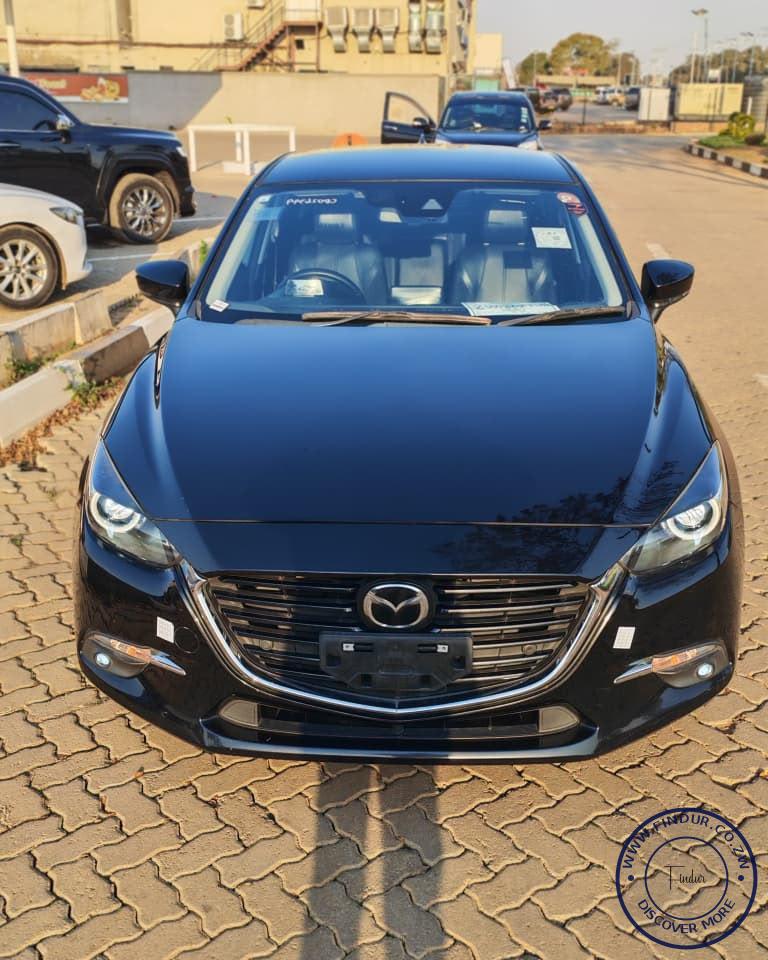 2018 Mazda Axela