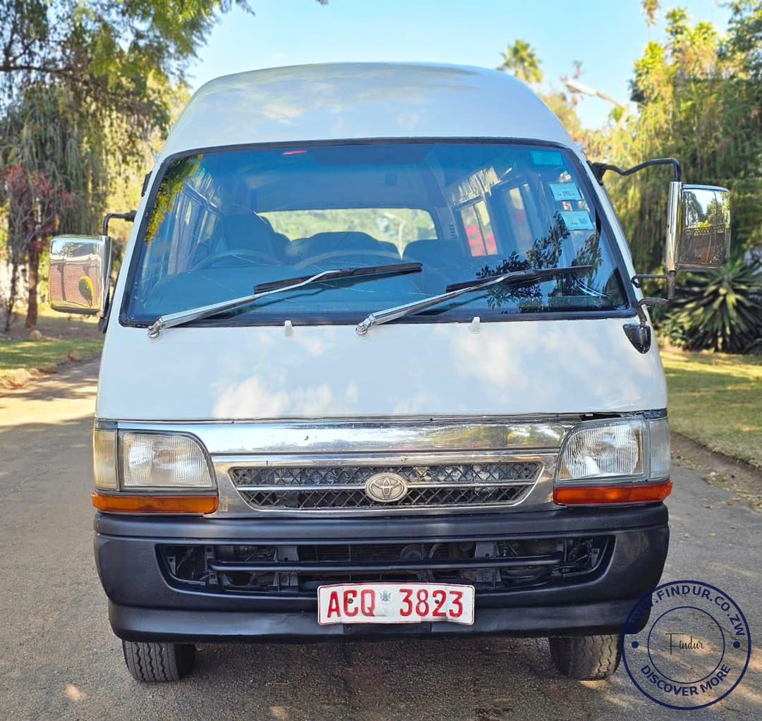 2013 Toyota Hiace